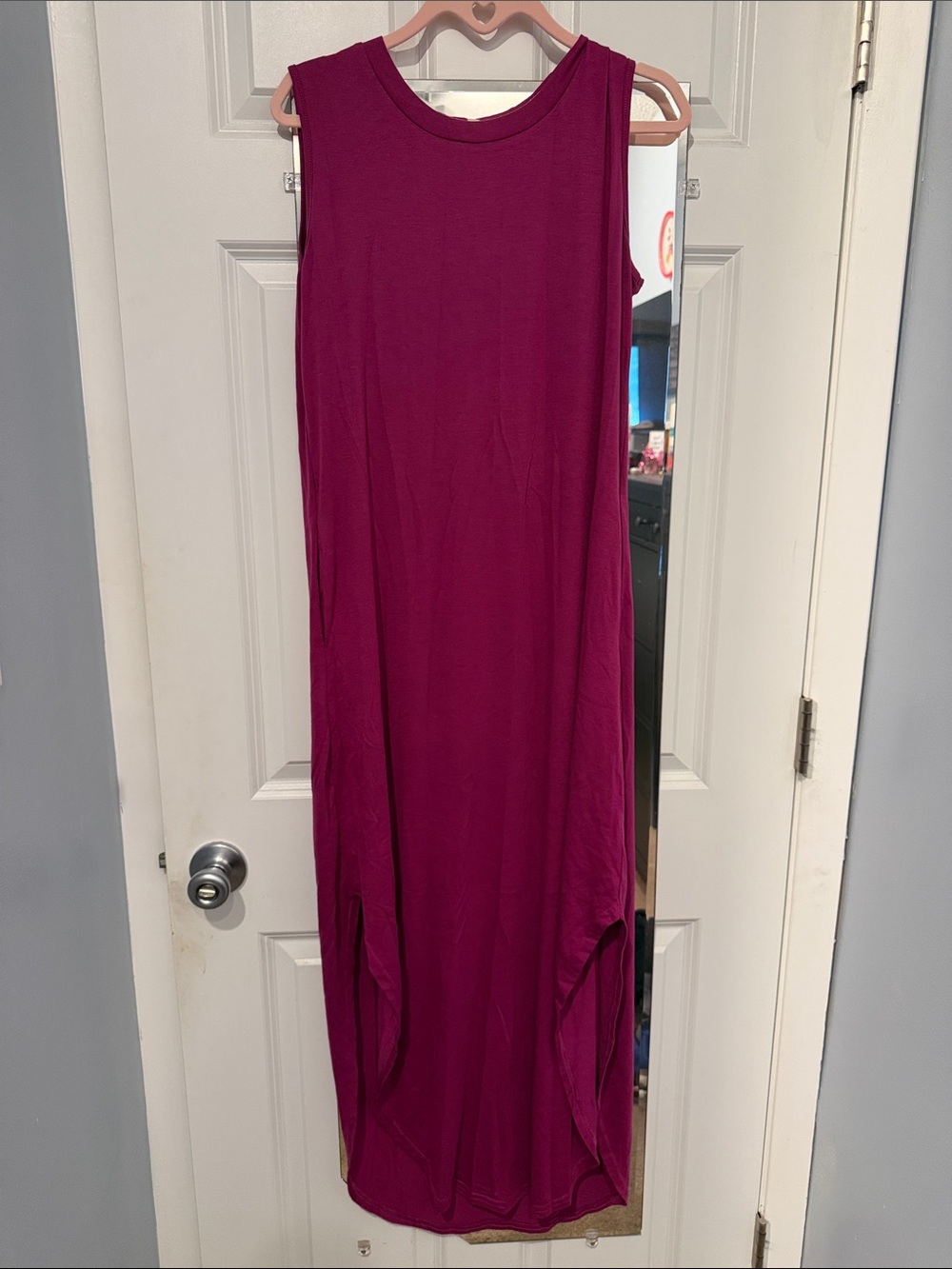 Sleeveless Jersey Maxi Dress in Deep Magenta size M